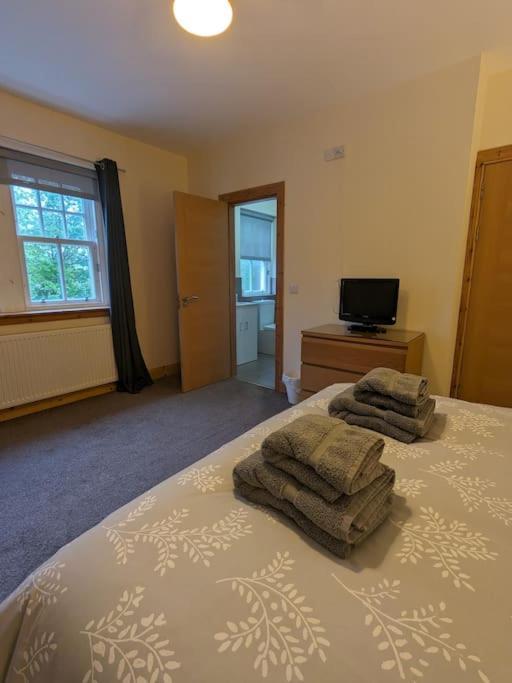 56 Bayhead Stornoway, 7 Bedroom House Apartamento *