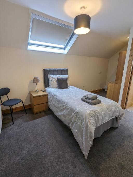 56 Bayhead Stornoway, 7 Bedroom House Apartamento Stornoway (Isle of Lewis)