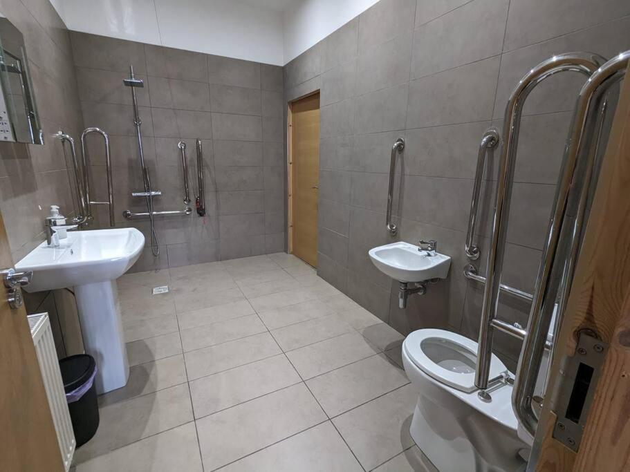 Apartamento 56 Bayhead Stornoway, 7 Bedroom House *
